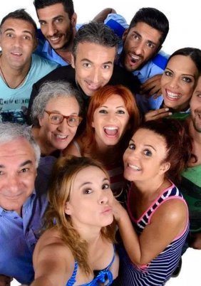 Την Τύχη Μου Μέσα (2014-2015)