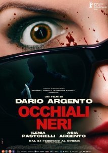 Dark Glasses / Occhiali neri (2022)
