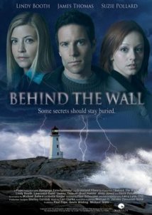 Behind the Wall / Les hauts murs (2008)
